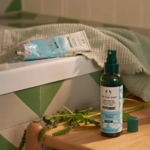 Peppermint Invigorating Foot & Leg Mist - Image 3